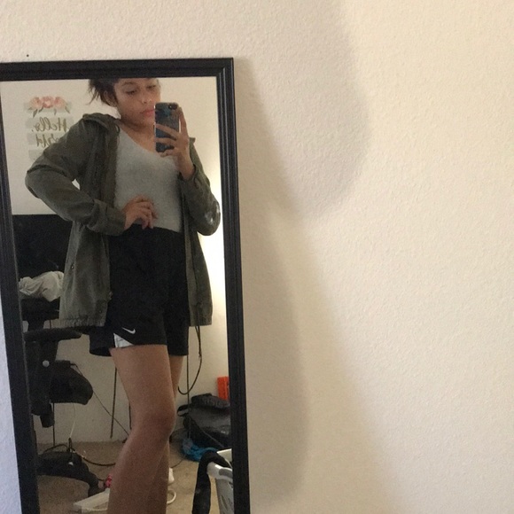 Cute army green jacket! - Picture 2 of 5